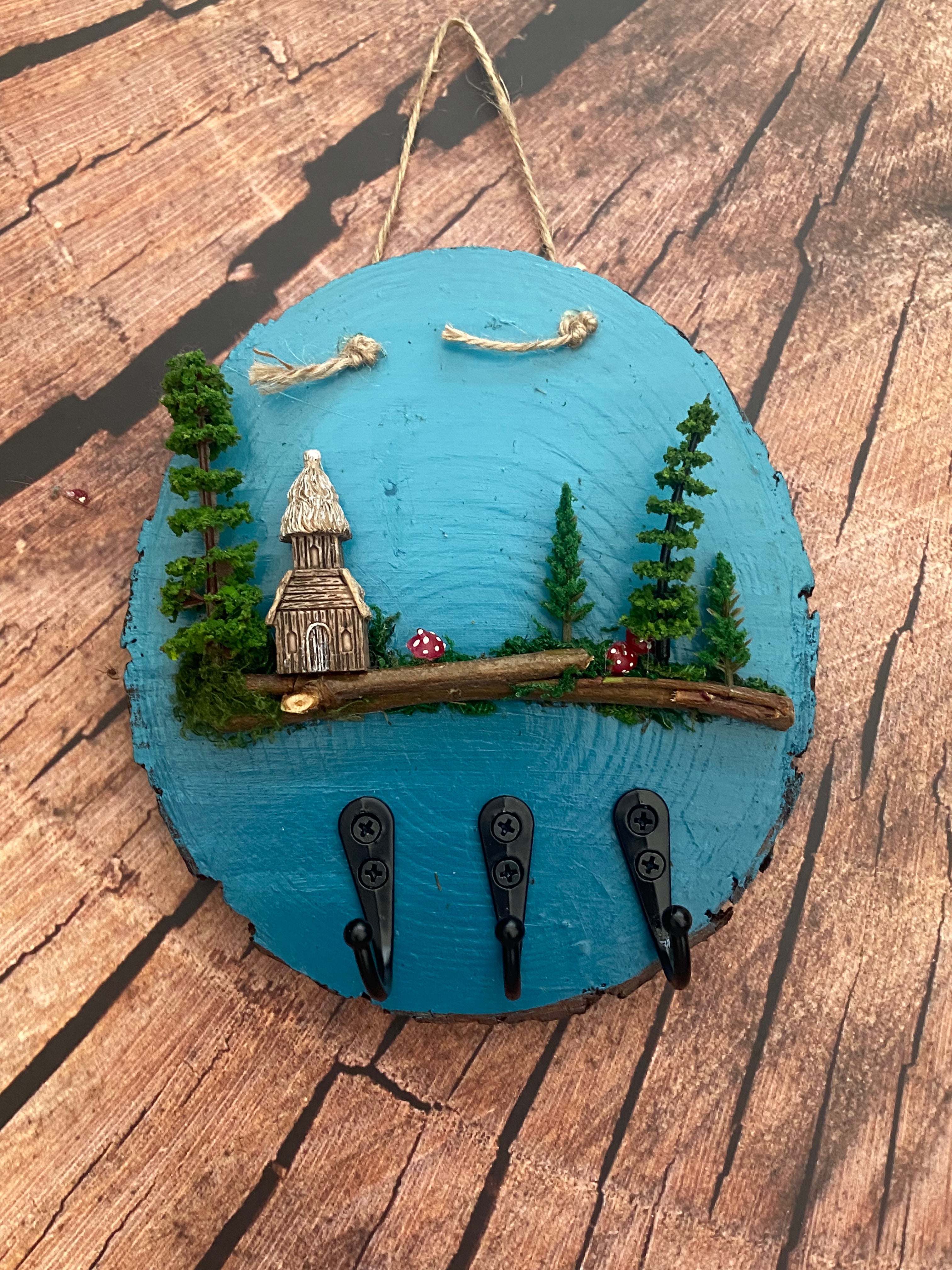 Blue Key hook with 3 hooks