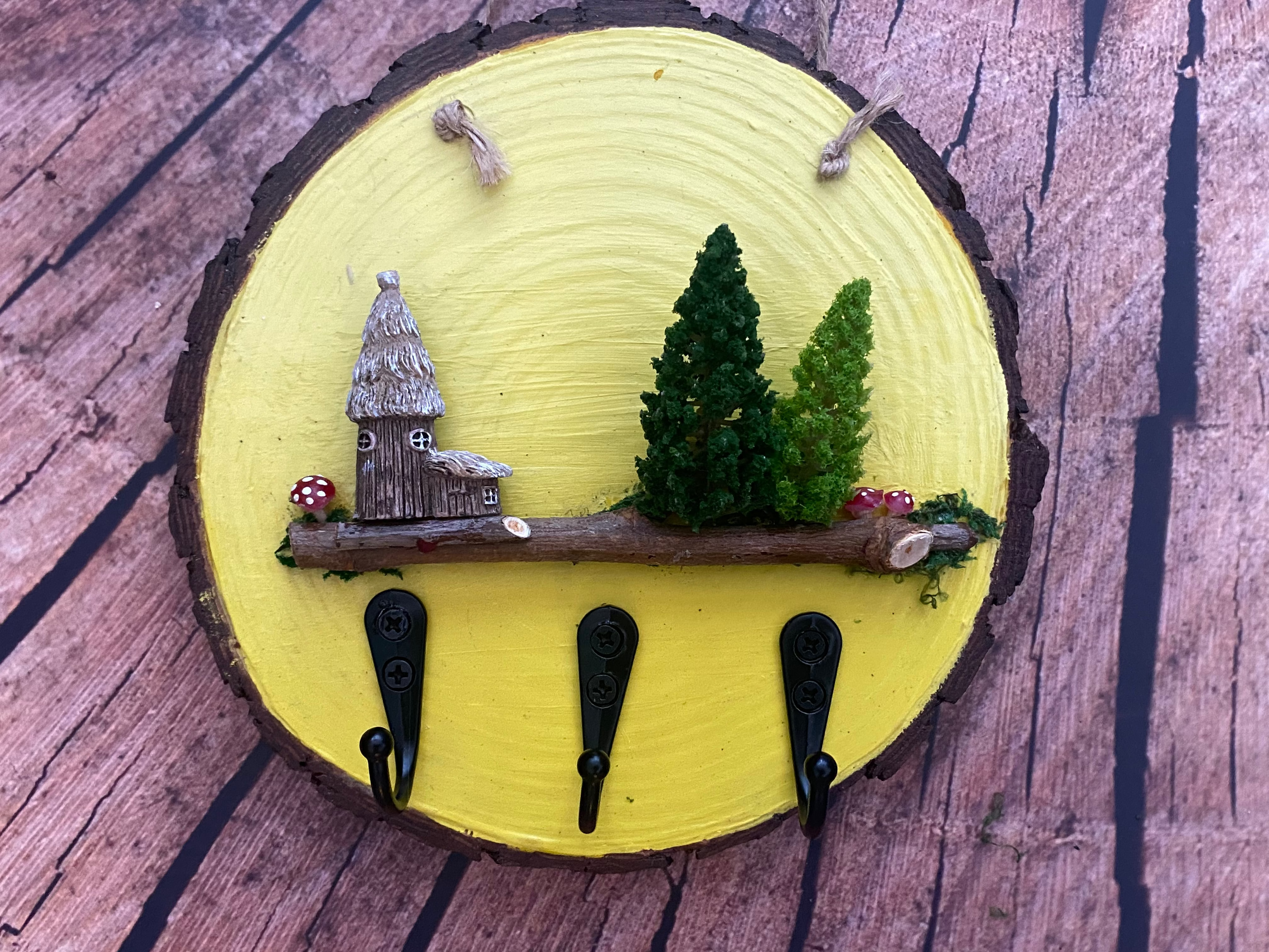 Yellow 3 key hook