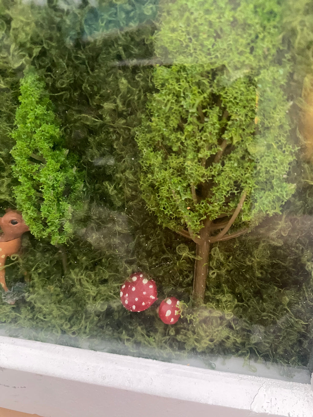 Shadow box forest scene in square frames