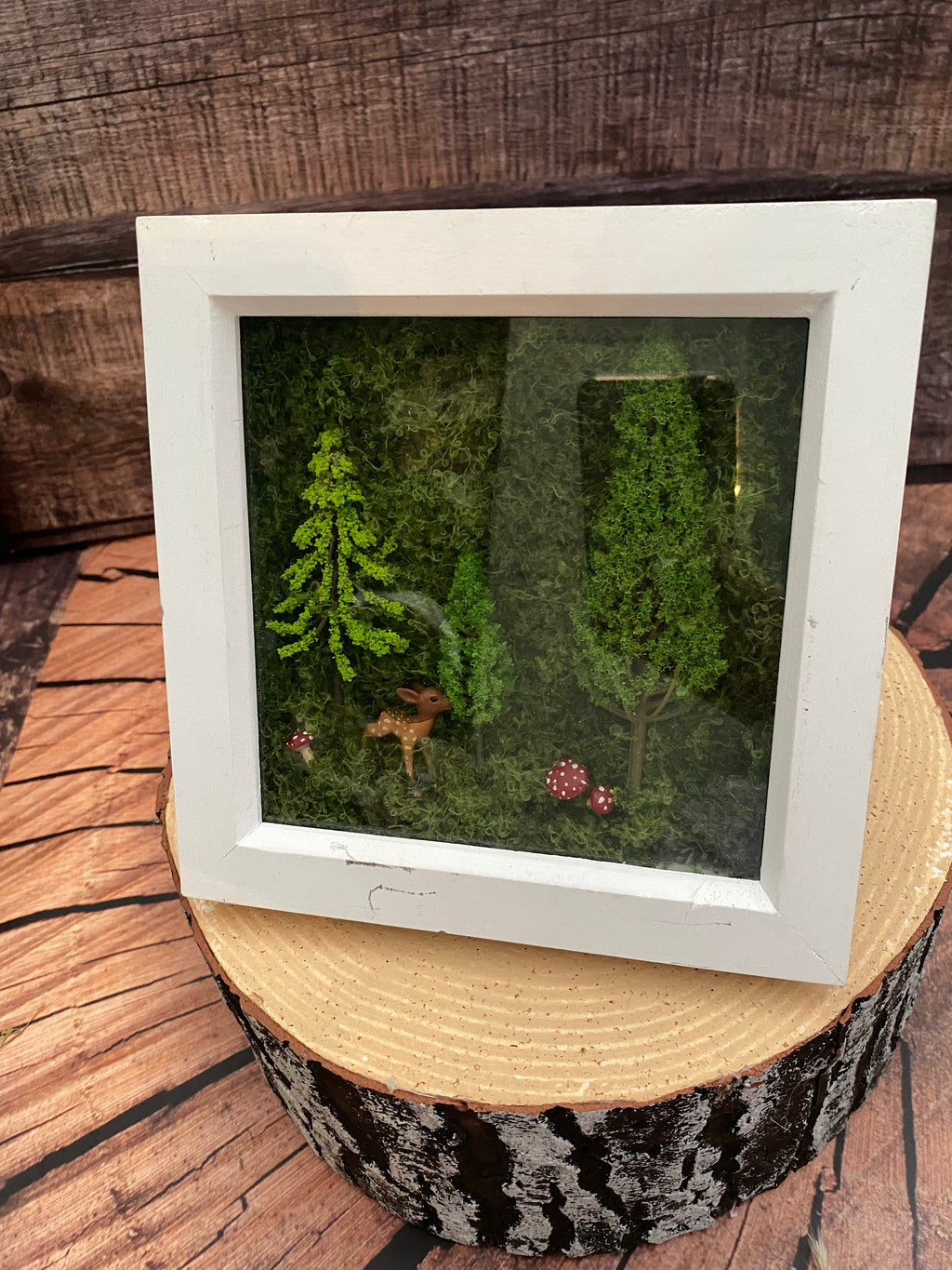 Shadow box forest scene in square frames