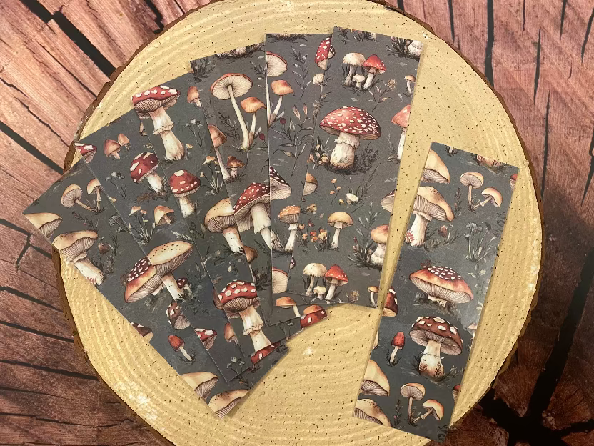 Vintage mushroom bookmarks green