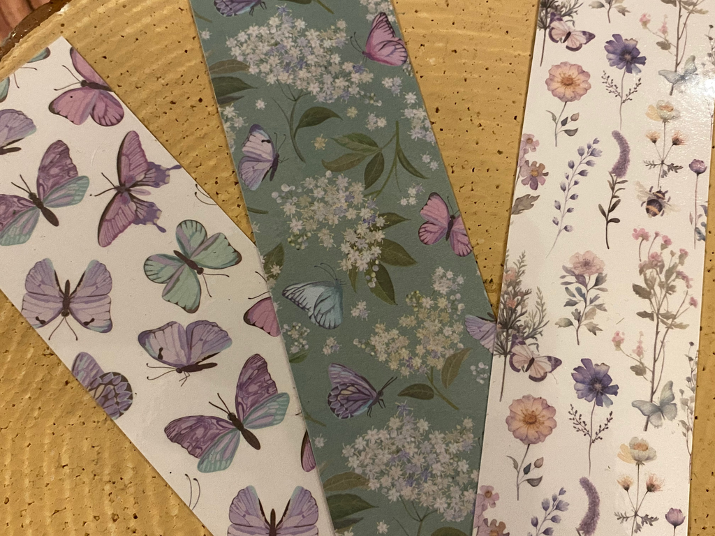 Lovely lilac bookmarks