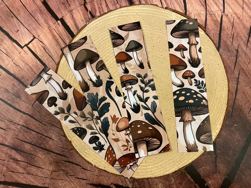 2x8 Vintage mushroom bookmark beige background