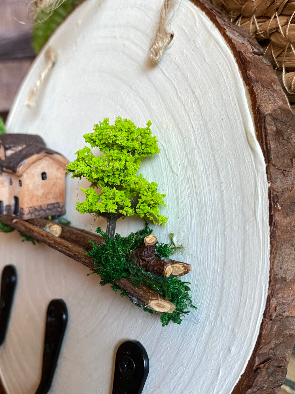 Woodland cottage key hook