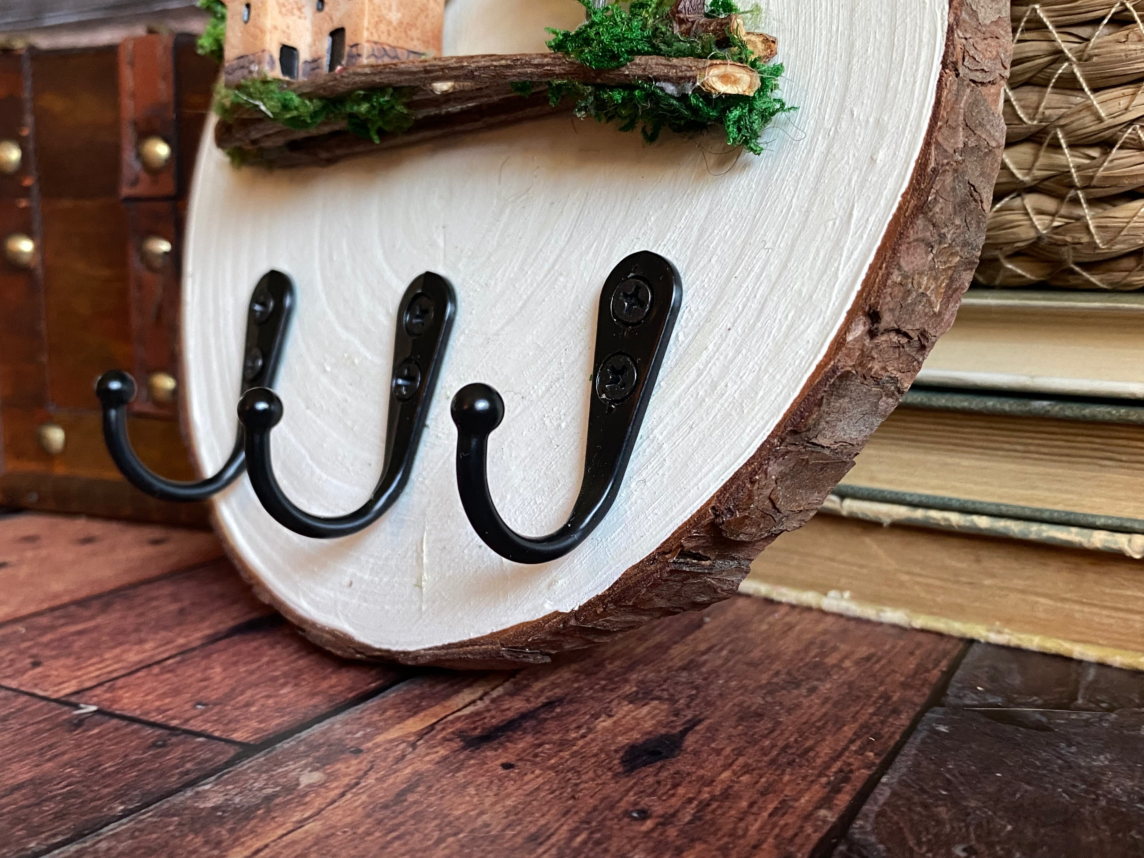 Woodland cottage key hook
