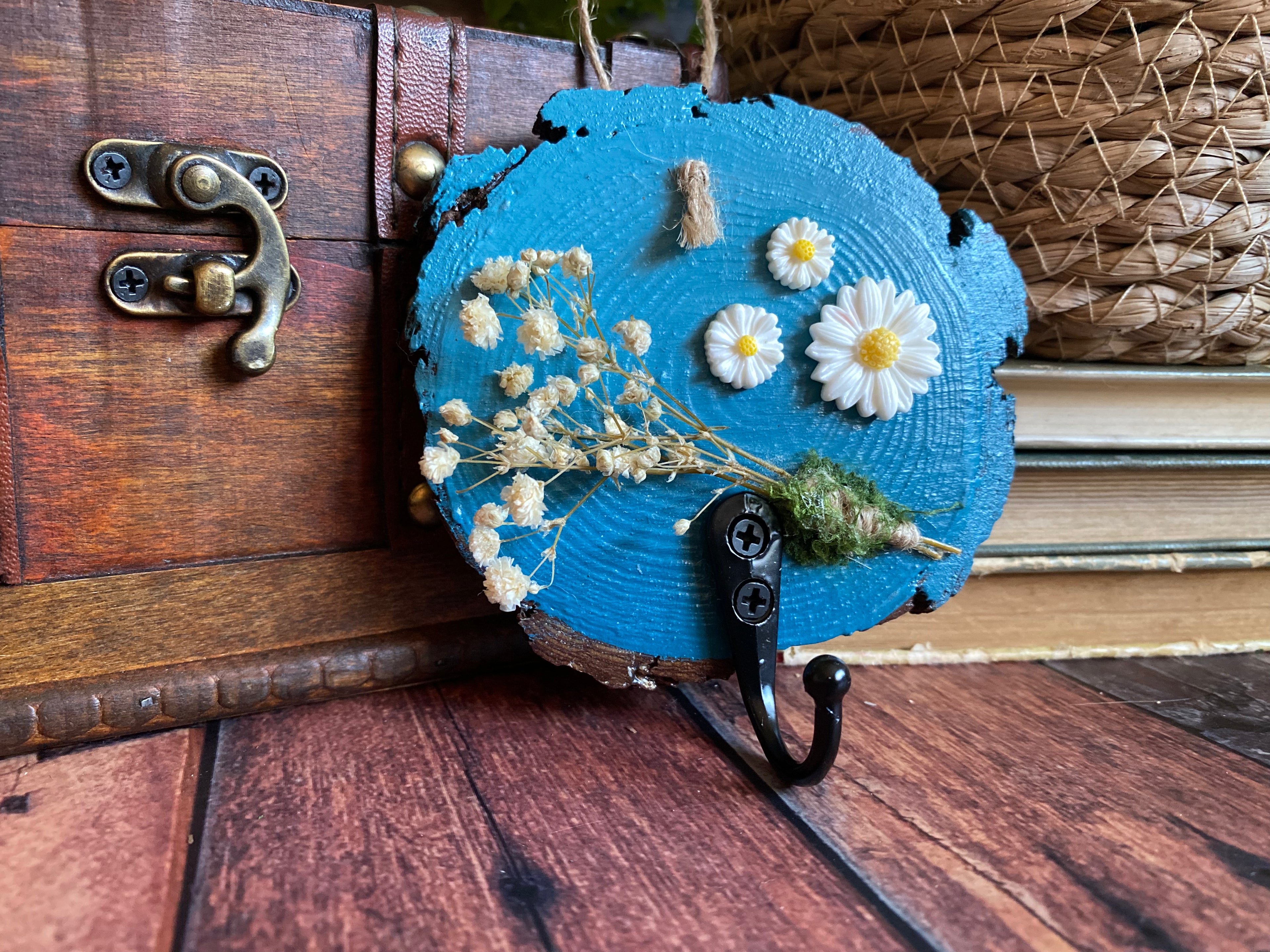 Baby daisy breath hook