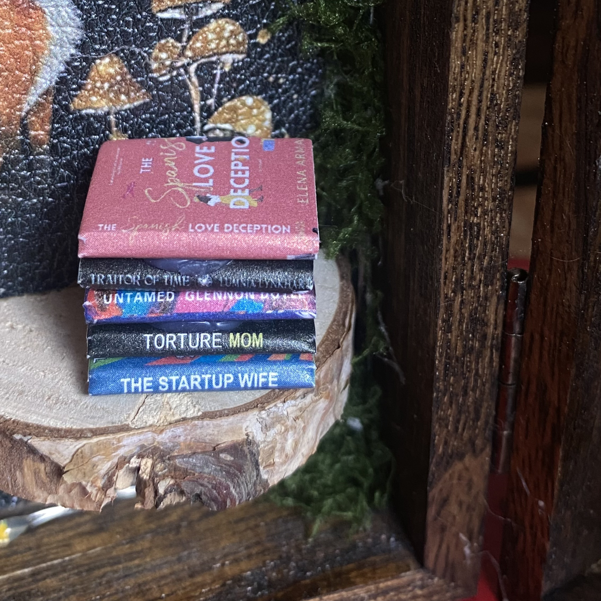 The Trumpet & Toadstool Book Nook